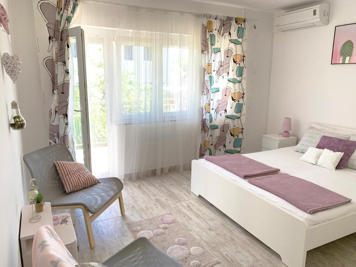 Apartment Gardenview - New! Krk Town Exterior photo
