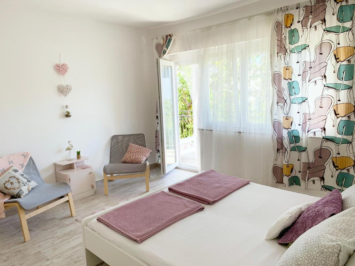 Apartment Gardenview - New! Krk Town Exterior photo